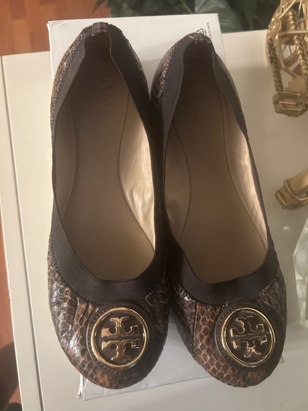 Tory Burch Brown Snake-Embossed Logo Round-Toe Flats - Picture 10 of 11